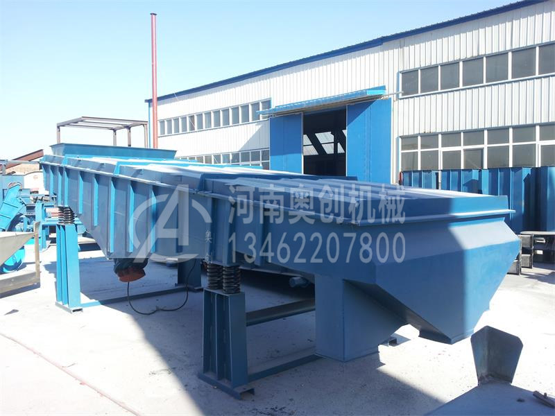 河沙泥砂專用直線振動篩選機使用操作注意以下幾點