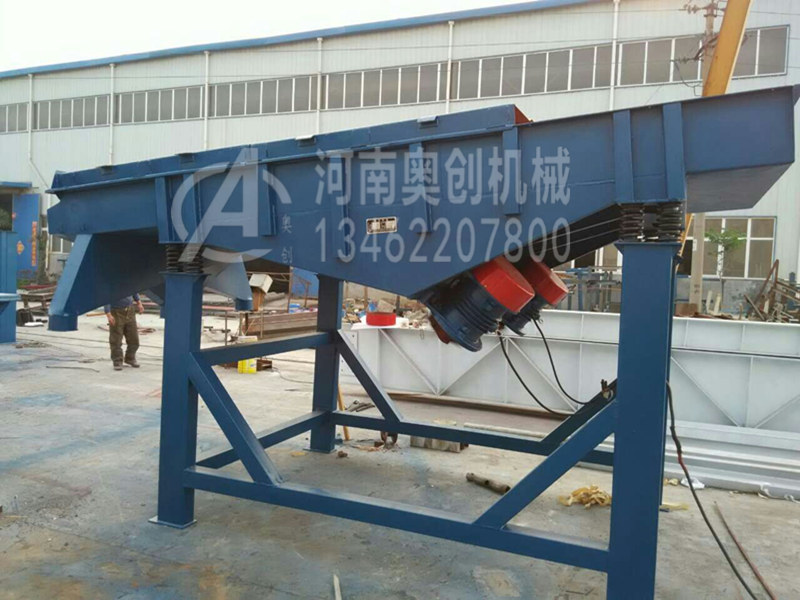 數(shù)據(jù)顯示直線振動(dòng)篩要求環(huán)境溫度不應(yīng)超過40度