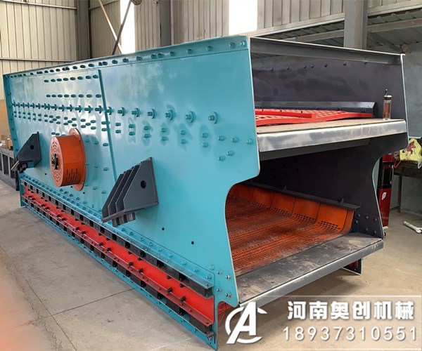 礦用圓振動篩選擇電機功率的時候選擇的時候是不是比較大？